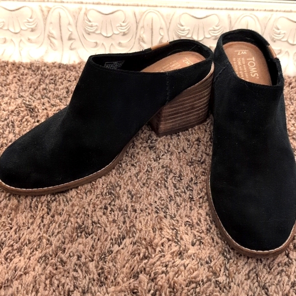 Toms slip on booties - Picture 2 of 5